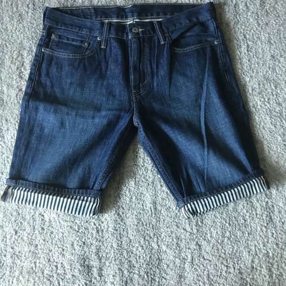 Levi’s Denim Shorts - Picture 1 of 2